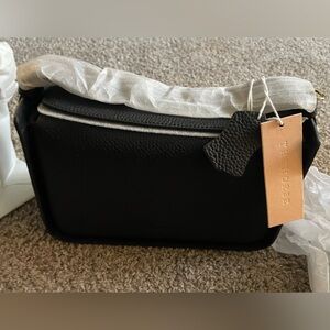 Viral Bag!! The Horse - Black Leather Clementine Bag in Gold Hardware